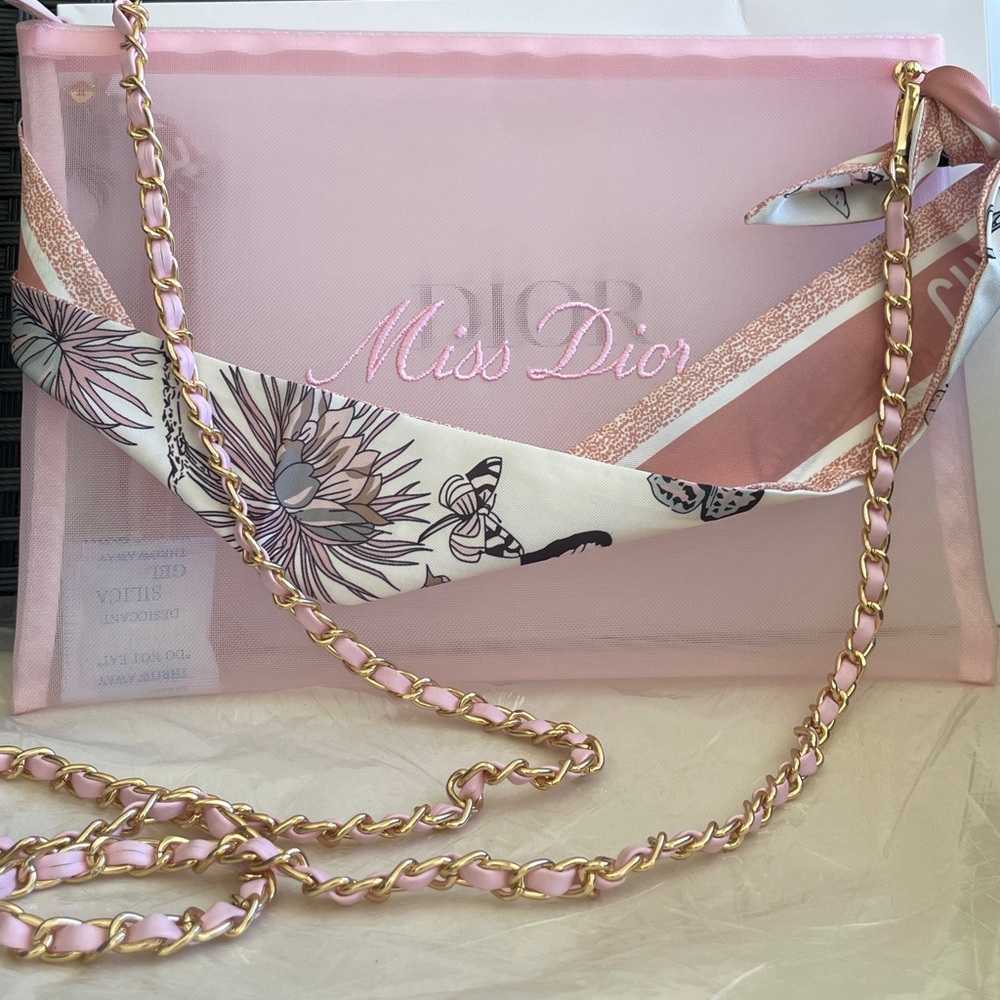 Dior - Picture 11 of 11